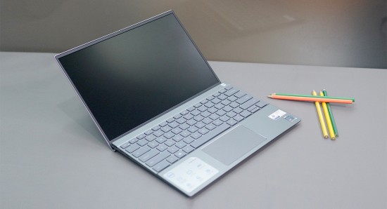 DELL INSPIRON 13 5310 | Core i5 11320H | Ram 16GB | Intel irisXE Graphics | SSD 512GB | 13.3inchFHD+