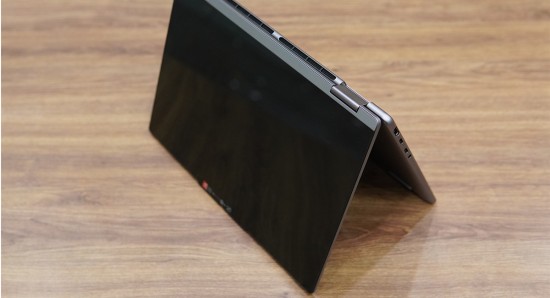 LENOVO YOGA 7 - 14AHP9 | Ryzen 5-8640HS | Ram 8GB | SSD 512GB | AMD Radeon 760M | 14inch WUXGA